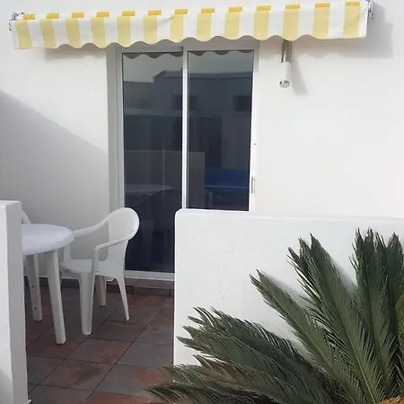 Casa Roja - Kleine Ferienanlage Mit Salzwasser Pool Im Zentrum Tias - Fiesta Prohibidos Semesterbostad *