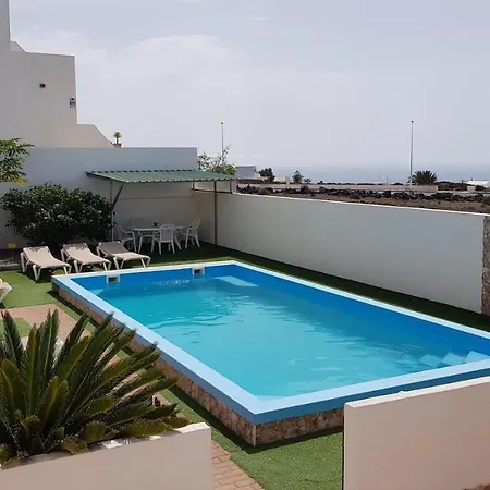 Casa Roja - Kleine Ferienanlage Mit Salzwasser Pool Im Zentrum Tias - Fiesta Prohibidos Holiday home *