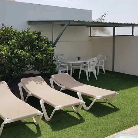 別荘 Casa Roja - Kleine Ferienanlage Mit Salzwasser Pool Im Zentrum Tias - Fiesta Prohibidos